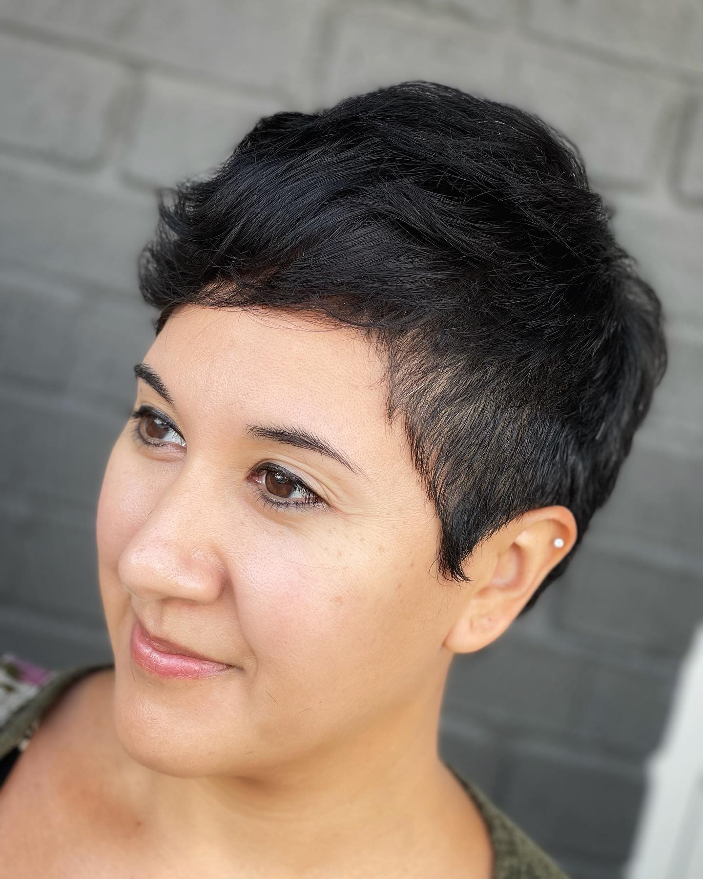 Neat Pixie for Black Wavy Hair