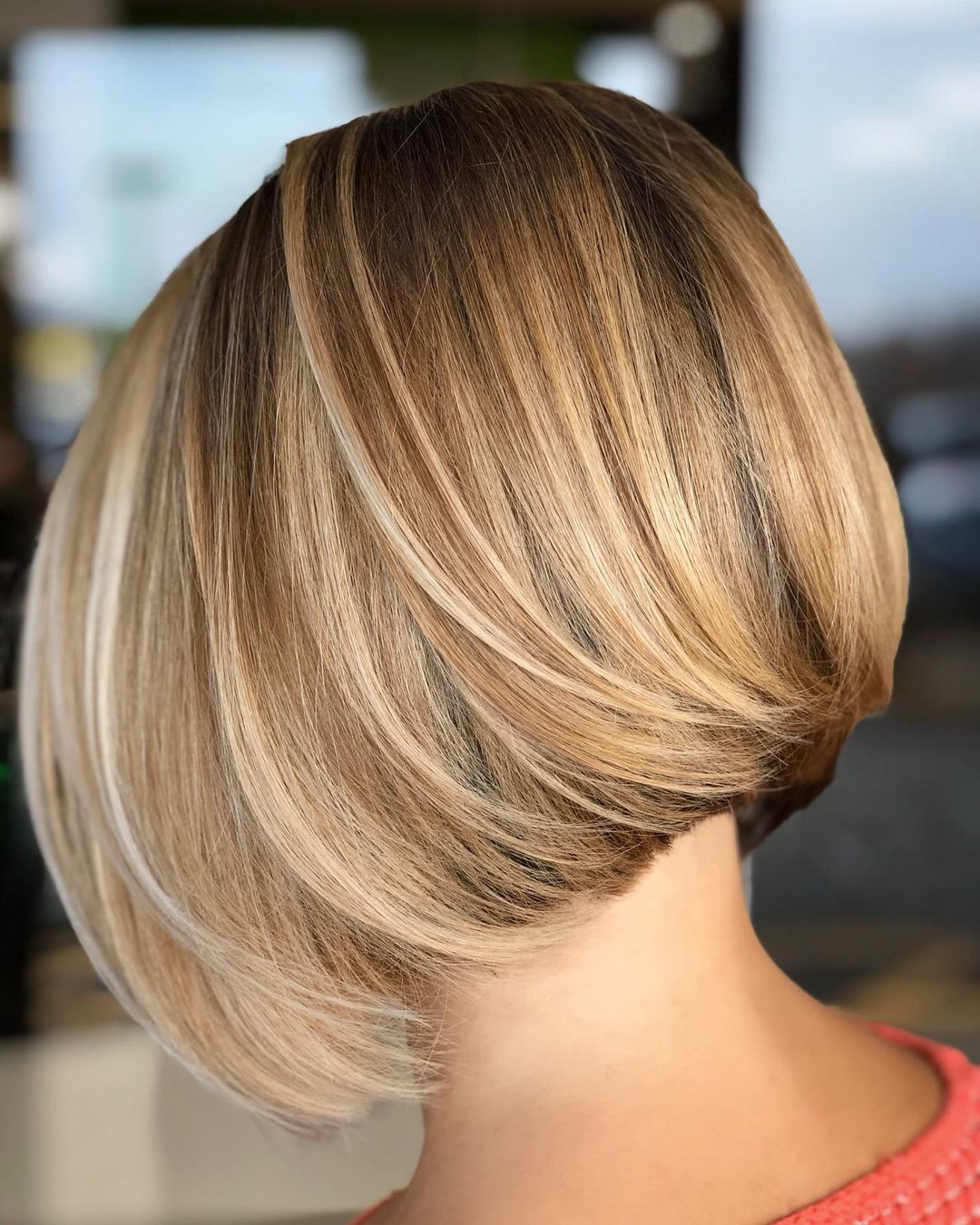 Cute Straight Inverted Swoopy Bob