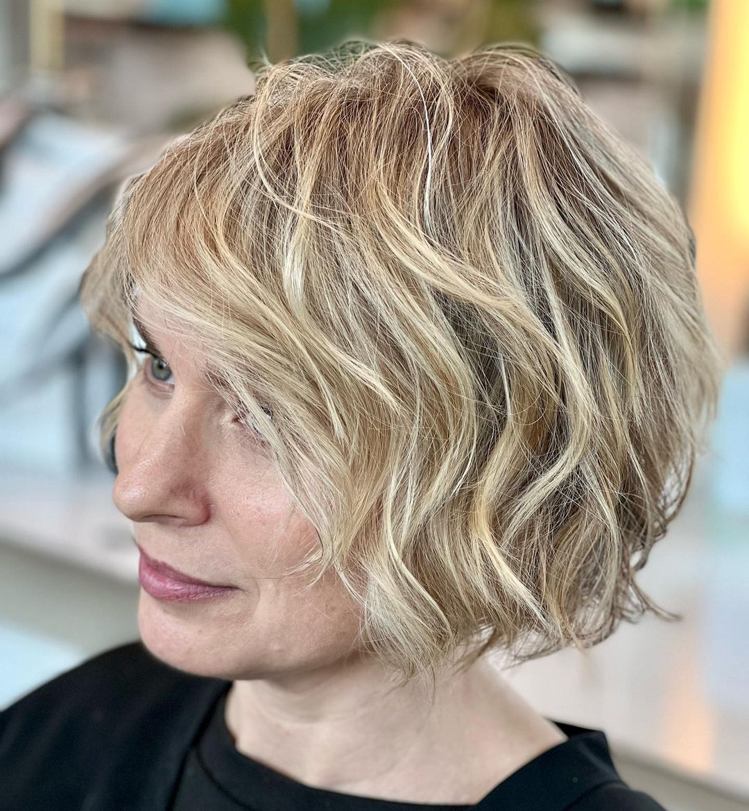 Over 40 Short Wavy Blonde Bob