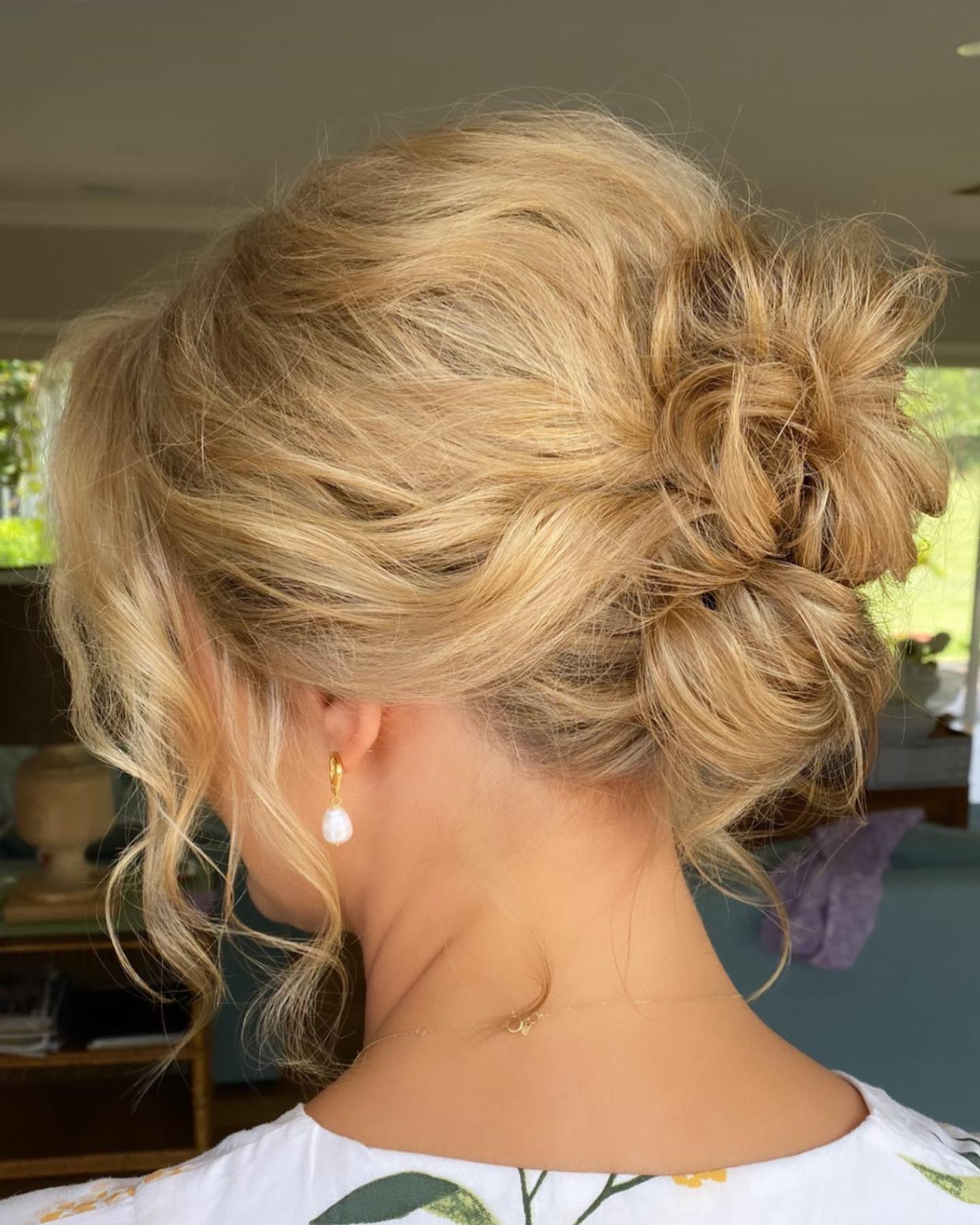 Wavy Short Hair Double Bun Updo